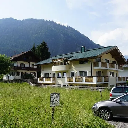 Rosa Apartament *